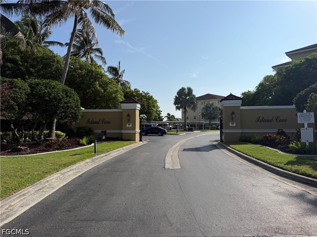 3 bed home in Cape Coral
