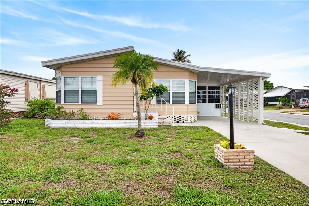 2 bed home in Naples