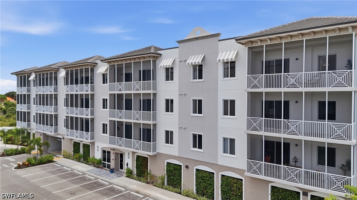 1 bed home in Bonita Springs