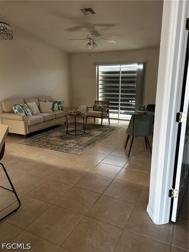 2 bed home in Cape Coral