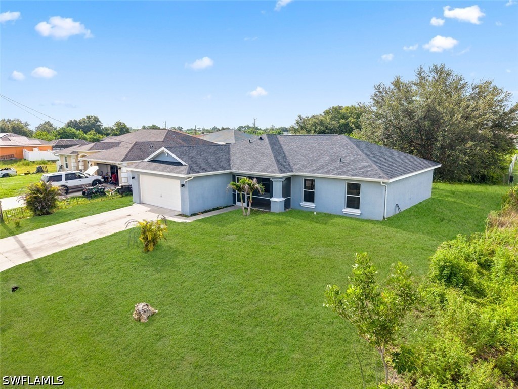 3 bed home in Lehigh Acres