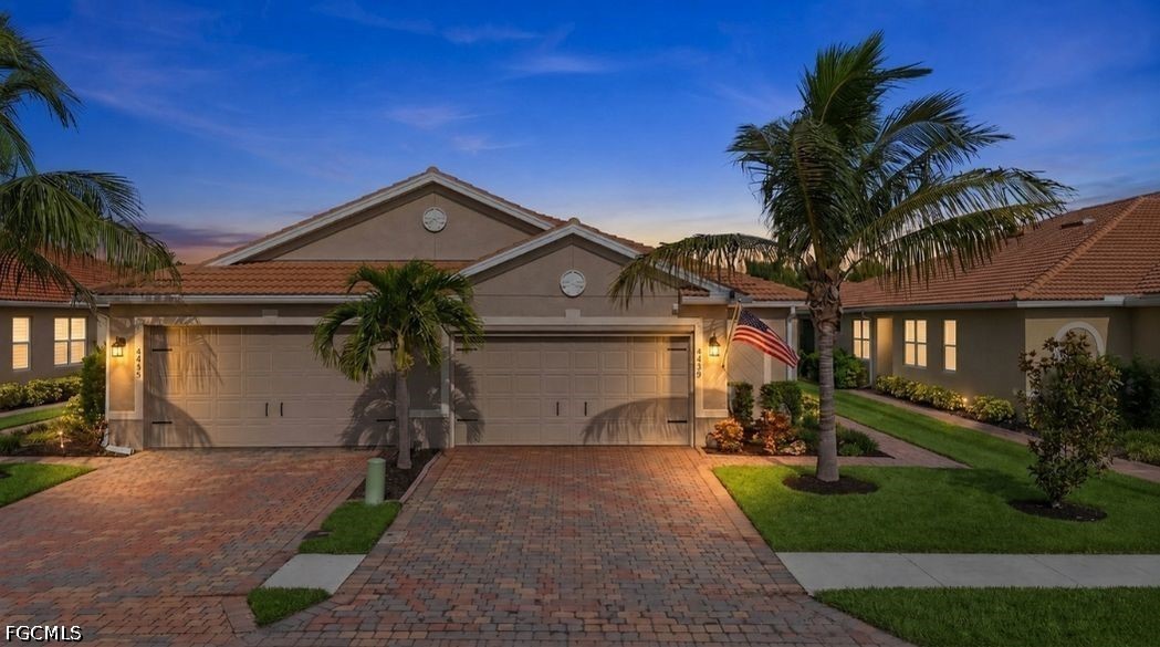2 bed home in Fort Myers
