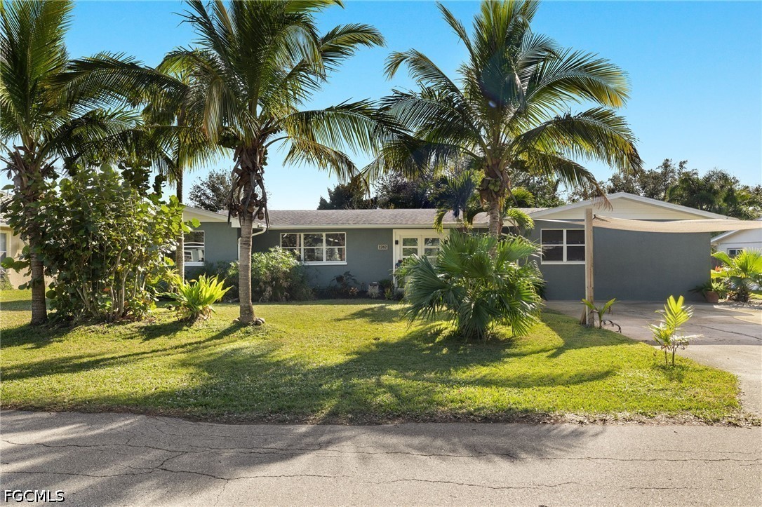 3 bed home in Fort Myers