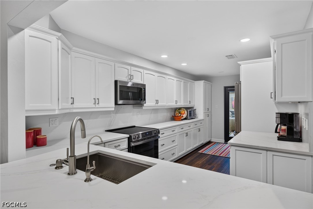 3 bed home in Fort Myers