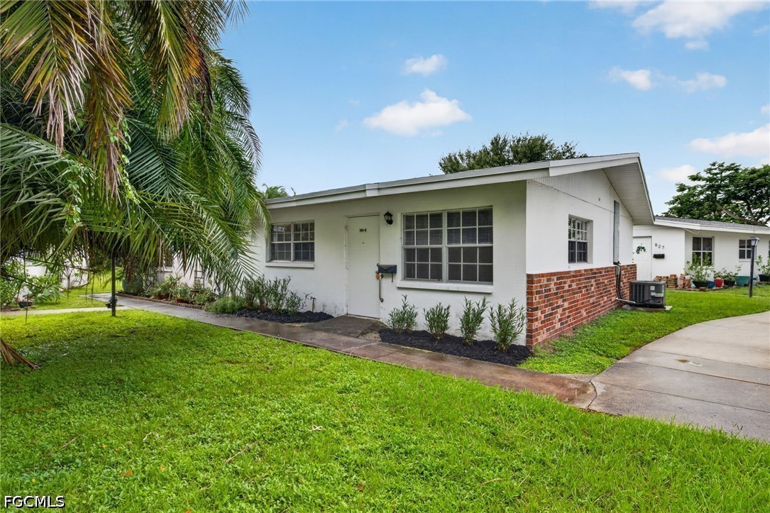 2 bed home in Fort Myers