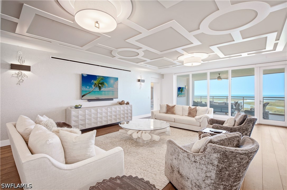 4 bed home in Naples