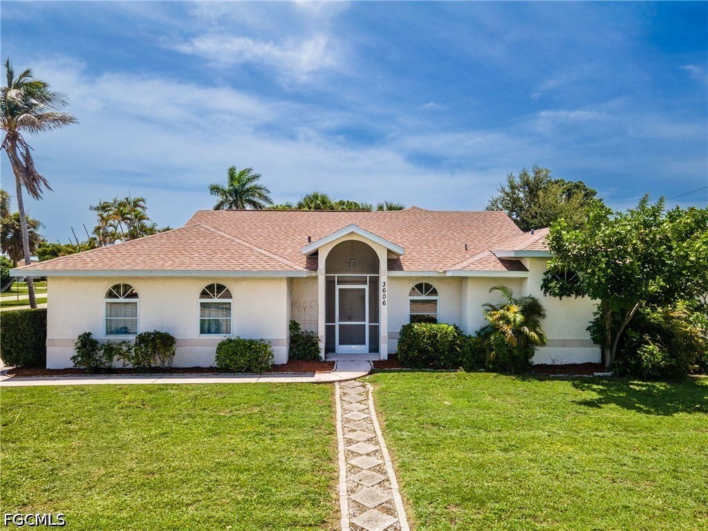 3 bed home in Cape Coral