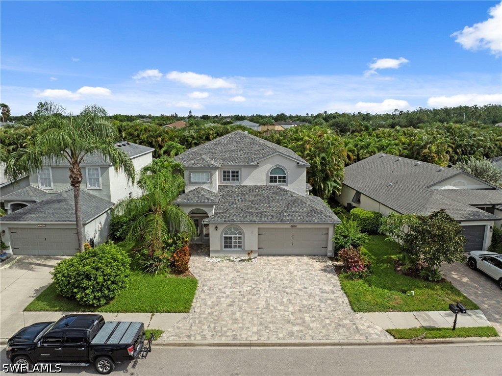 4 bed home in Estero