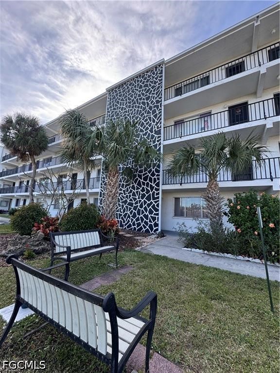 2 bed home in Cape Coral