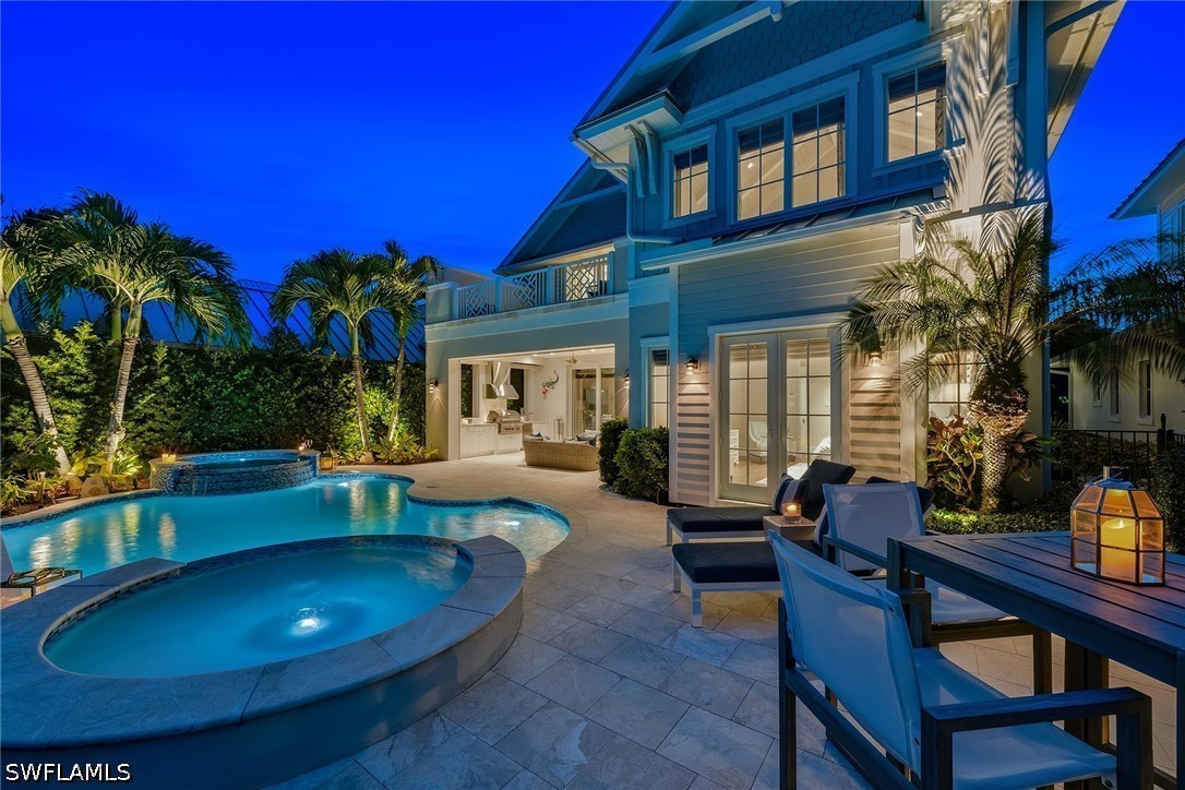 4 bed home in Naples