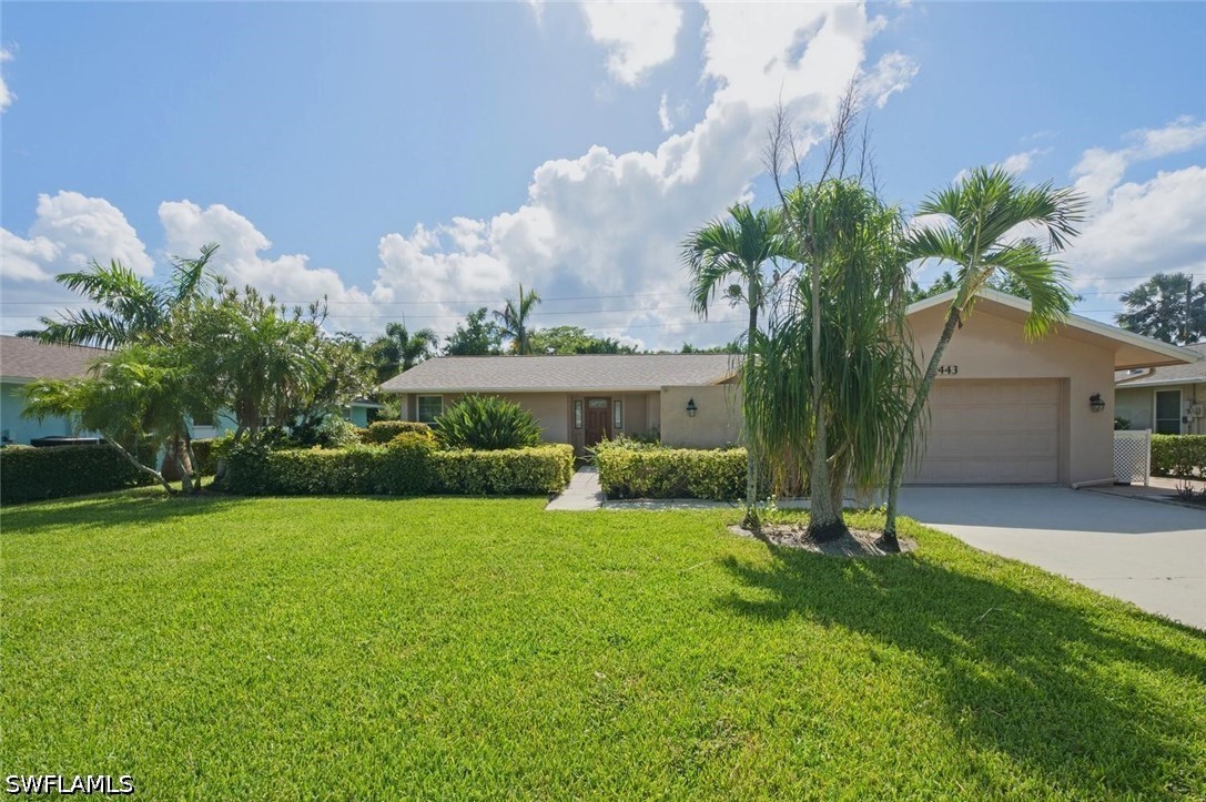 2 bed home in Naples