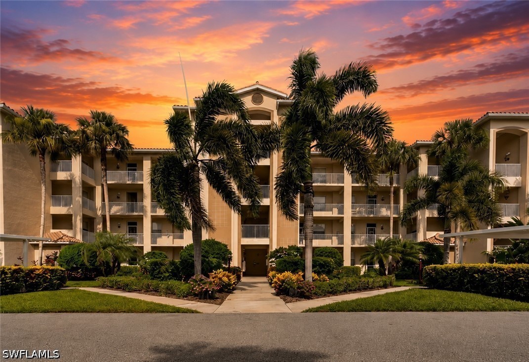 2 bed home in Bonita Springs