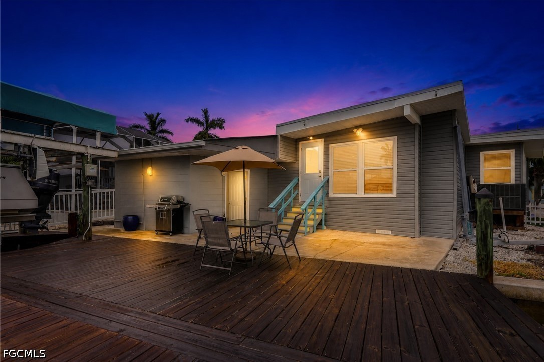 4 bed home in St James City