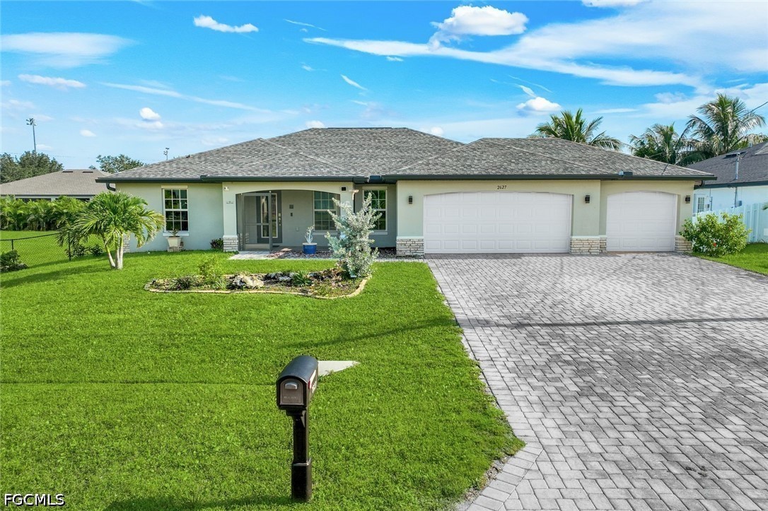 4 bed home in Cape Coral