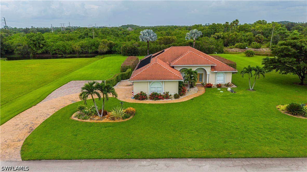 3 bed home in Bonita Springs