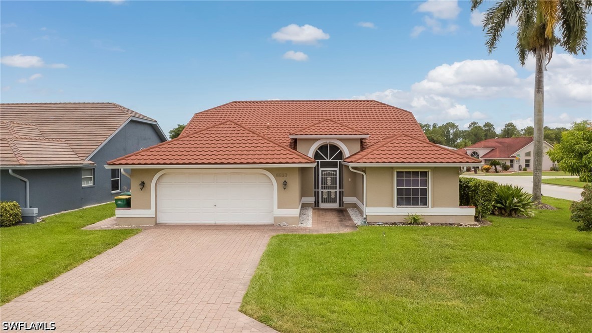 3 bed home in Naples
