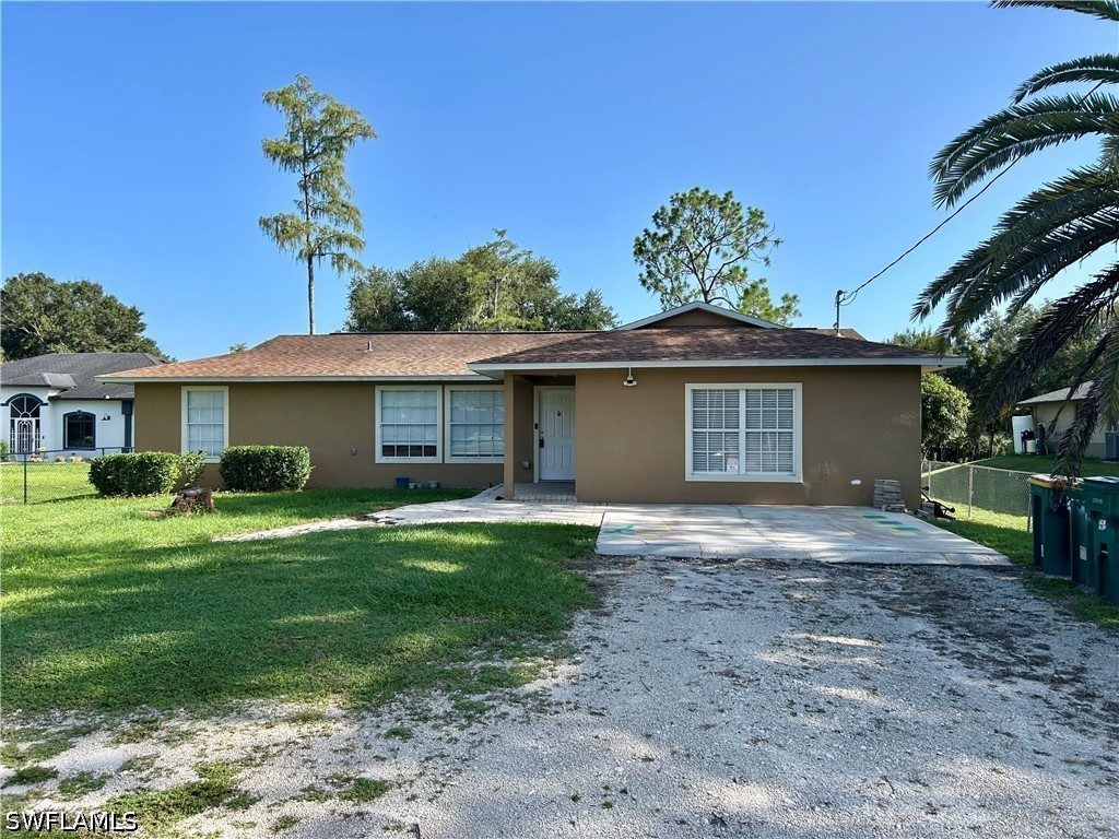 3 bed home in Naples