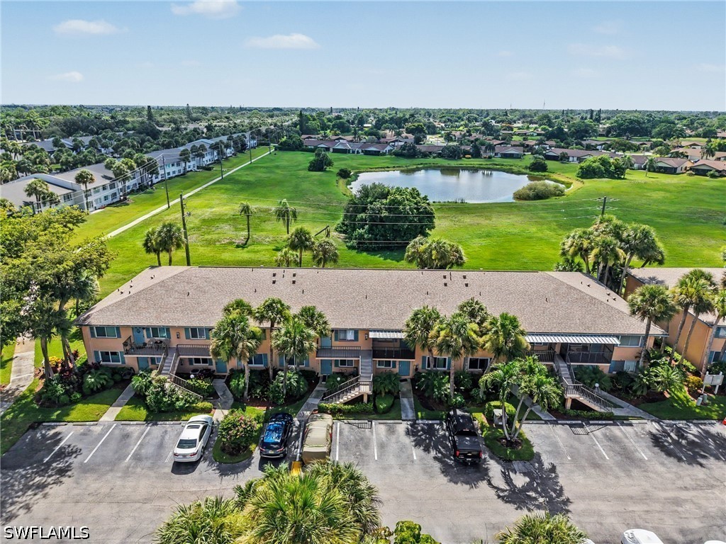 2 bed home in Naples