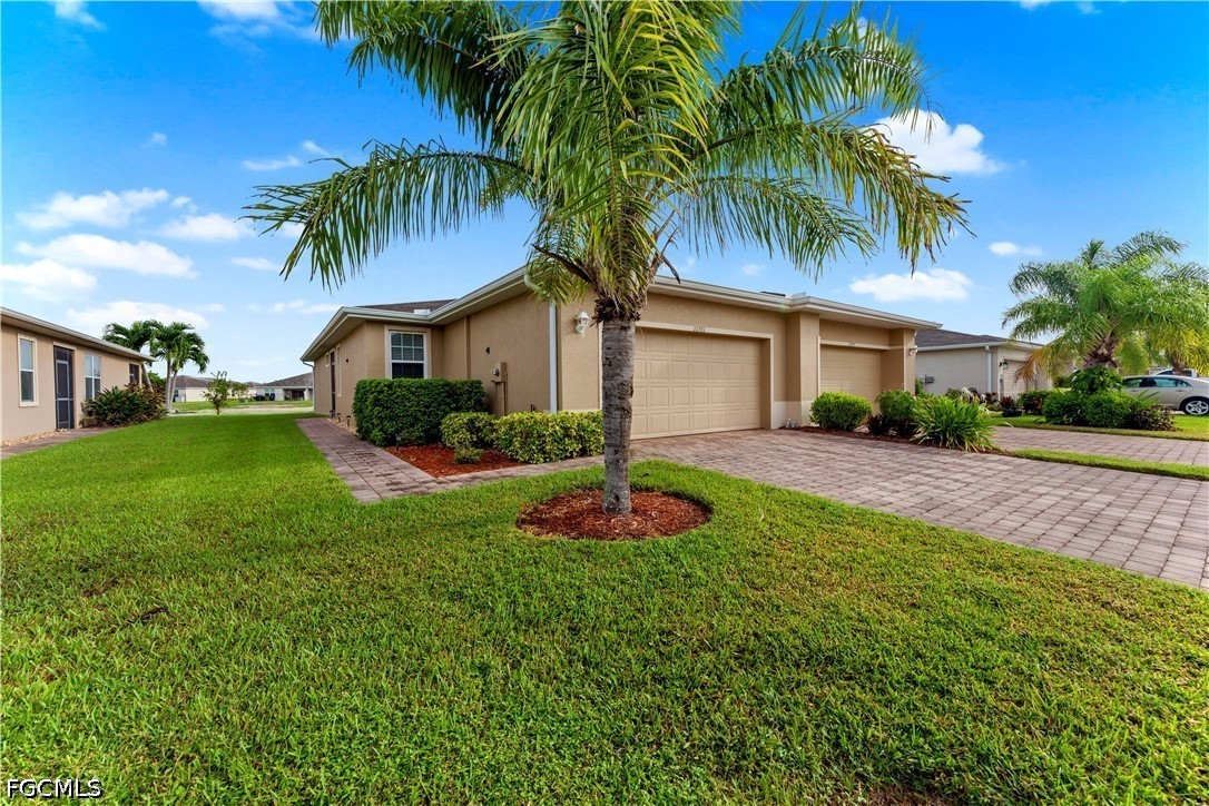 2 bed home in Lehigh Acres