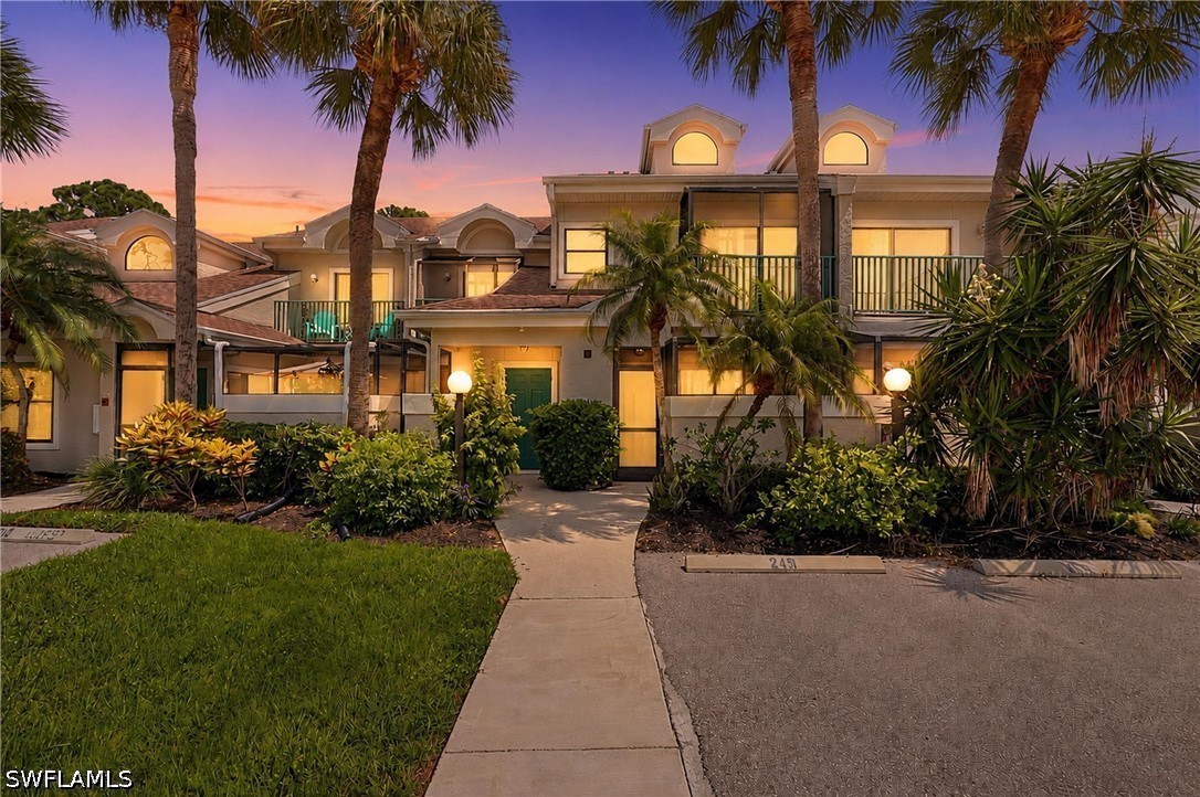 1 bed home in Naples