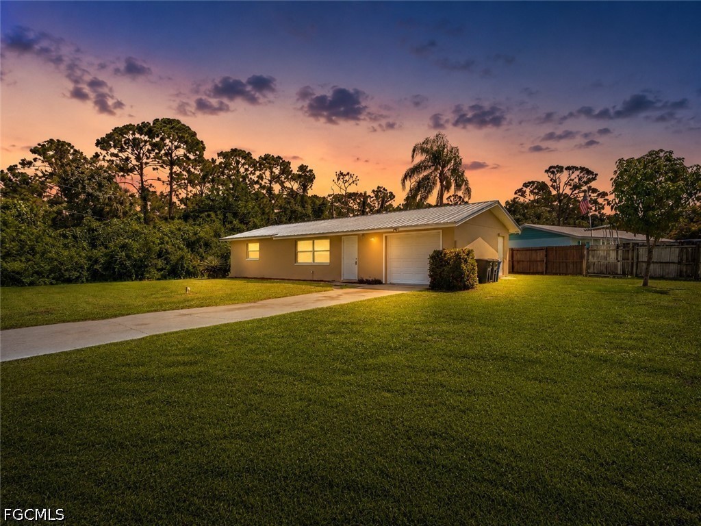 2 bed home in North Fort Myers