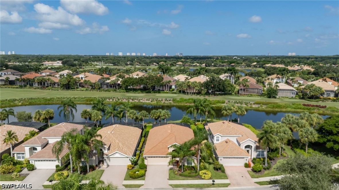 2 bed home in Estero