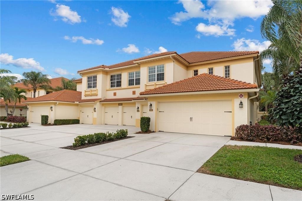 3 bed home in Naples