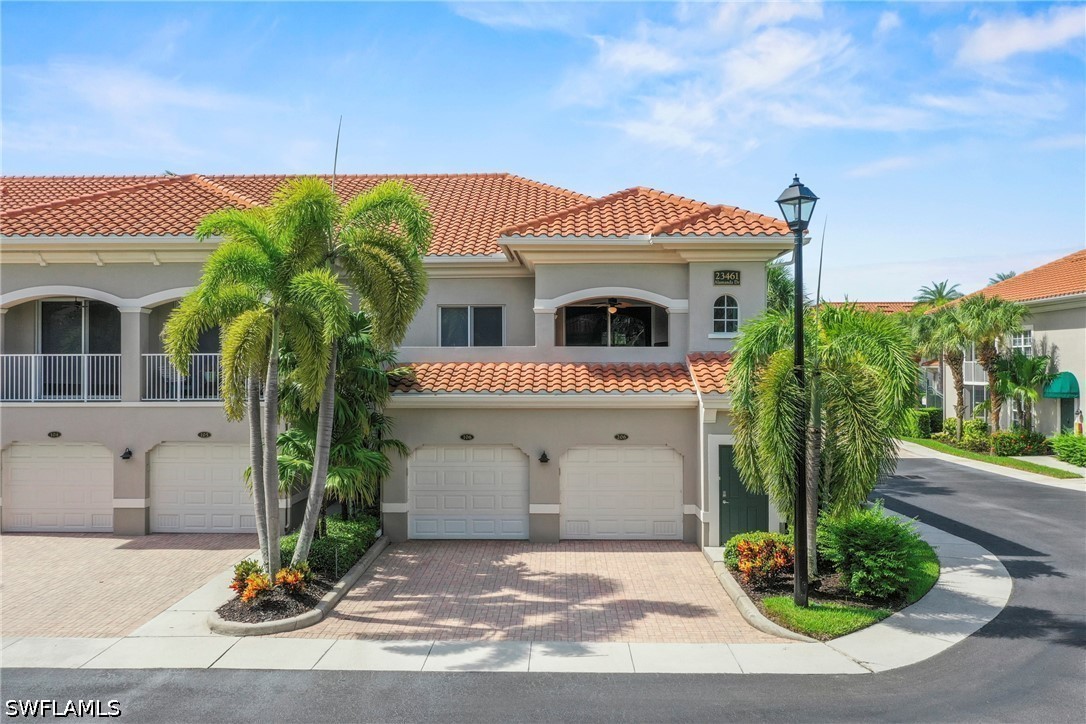 2 bed home in Estero