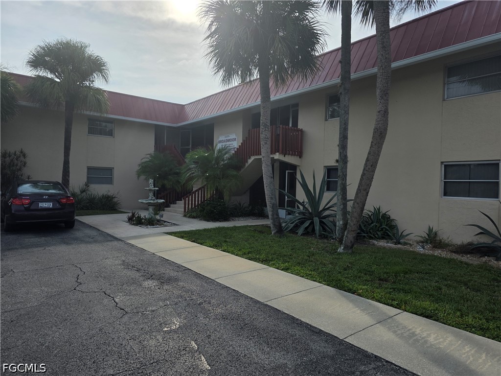 2 bed home in Lehigh Acres