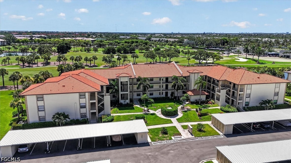 2 bed home in Fort Myers