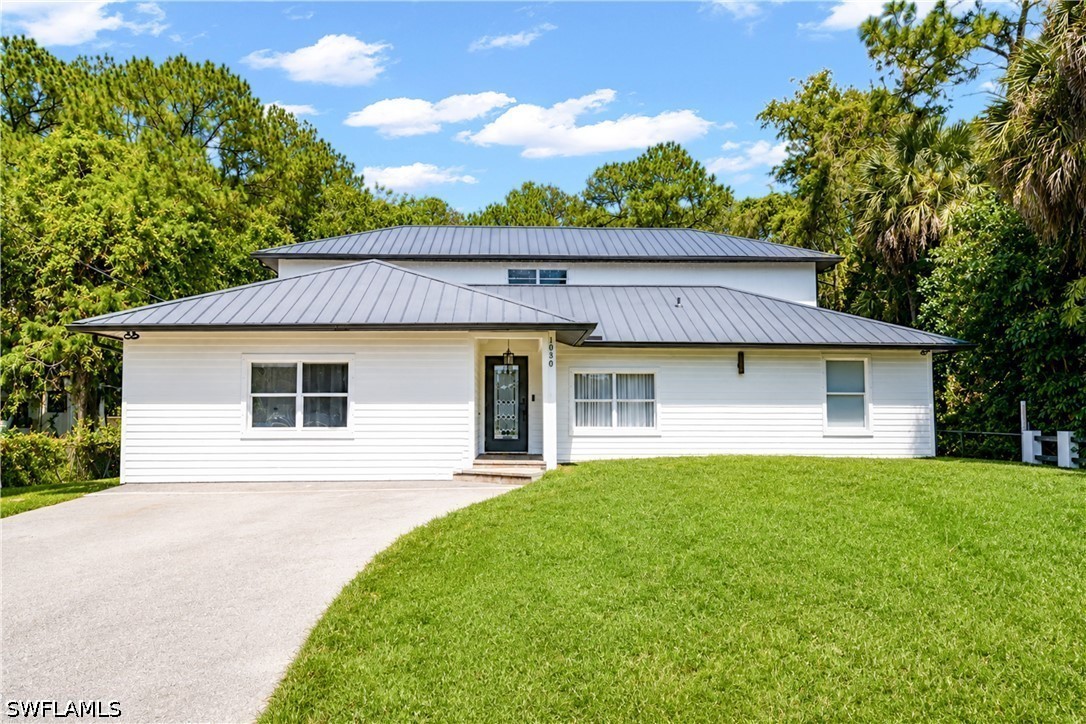 5 bed home in Naples