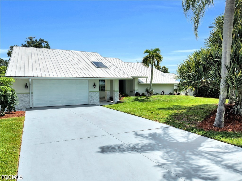 4 bed home in Fort Myers