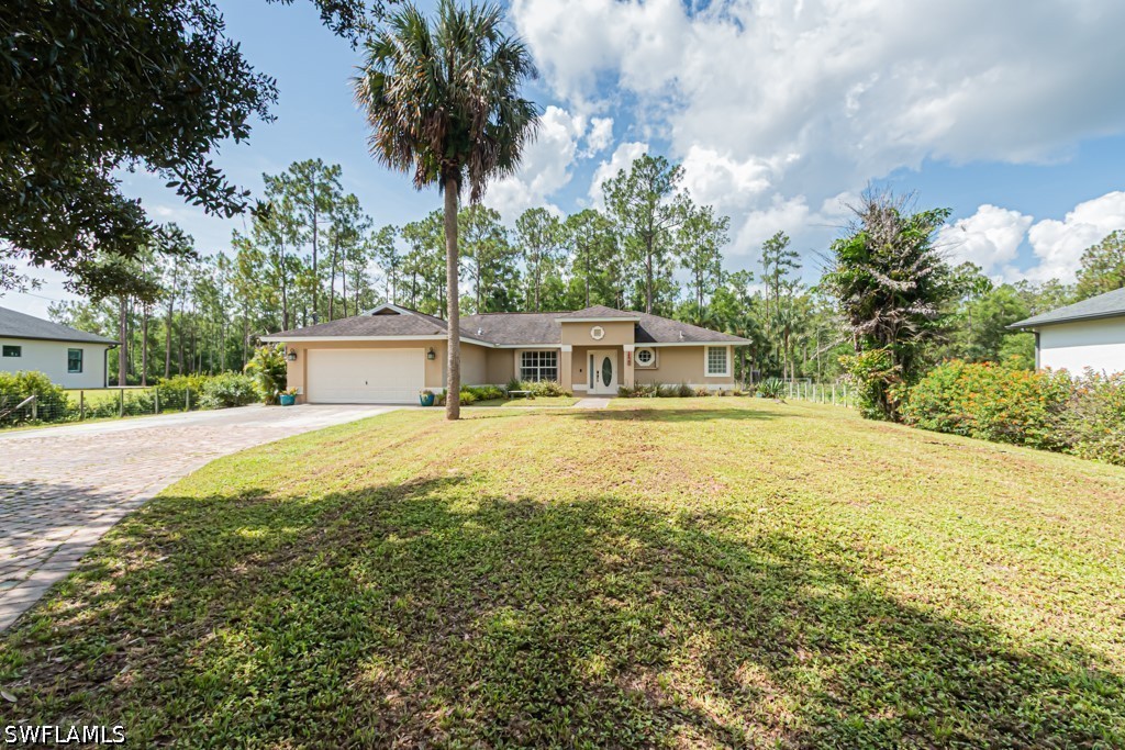 3 bed home in Naples
