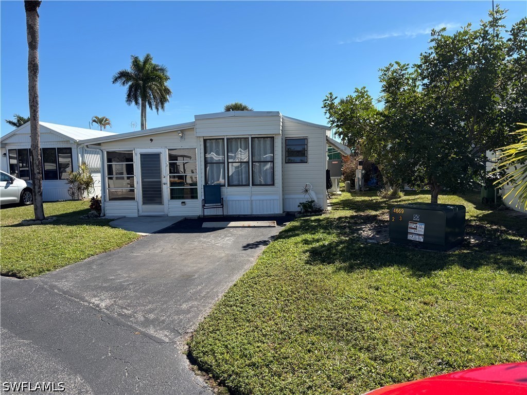 1 bed home in Naples