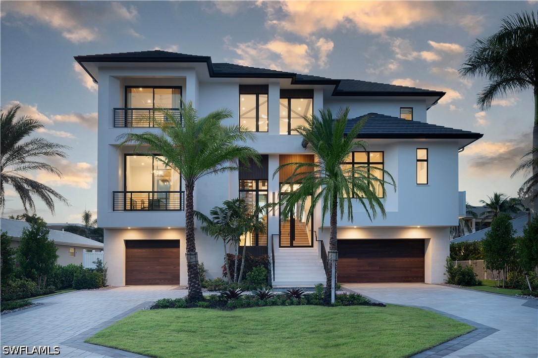 5 bed home in Naples