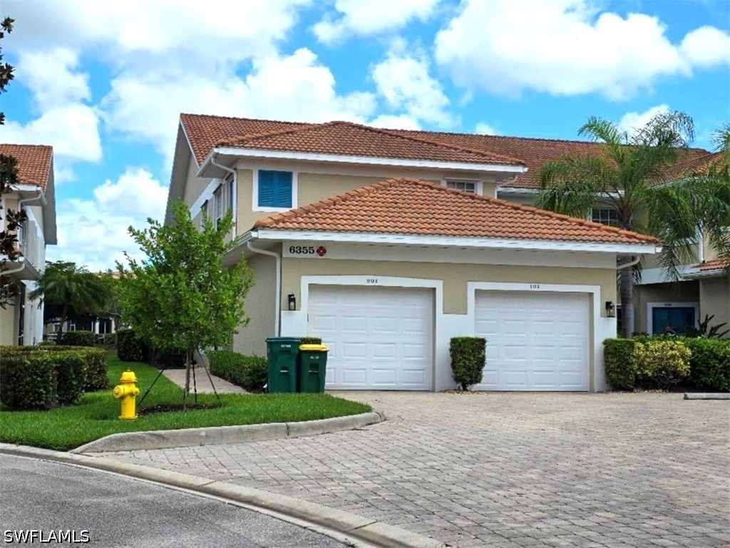 3 bed home in Naples