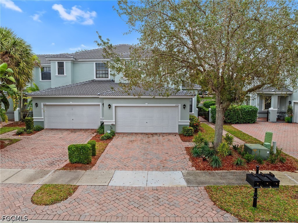 3 bed home in Naples