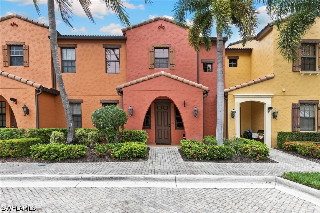 2 bed home in Fort Myers