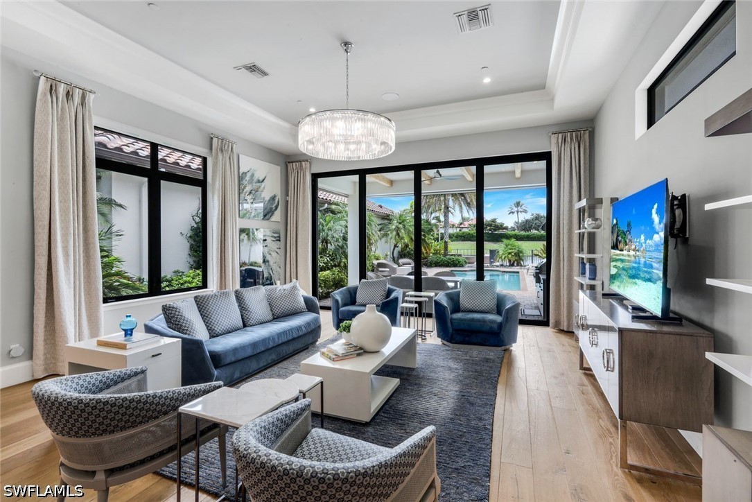 3 bed home in Naples