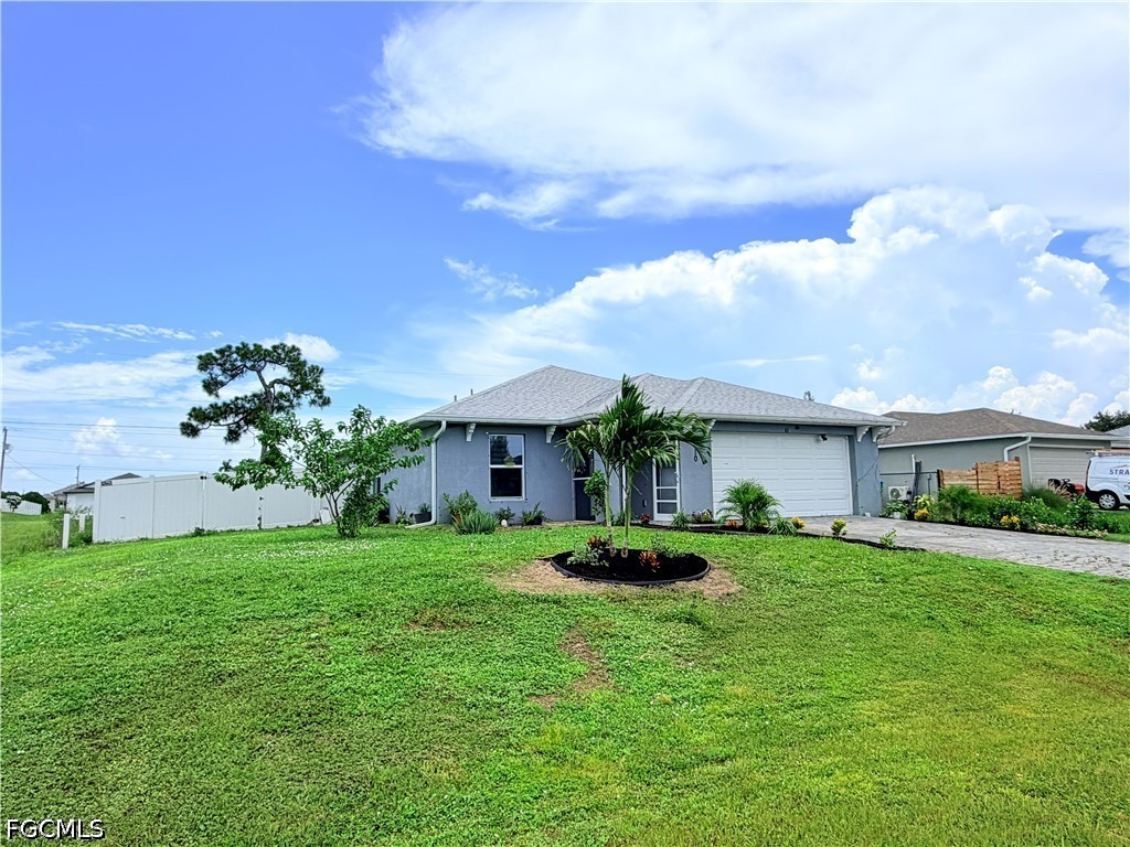 3 bed home in Cape Coral