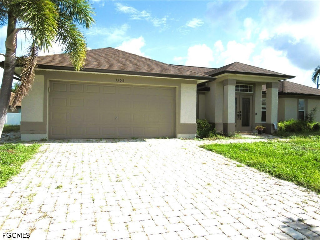 3 bed home in Cape Coral