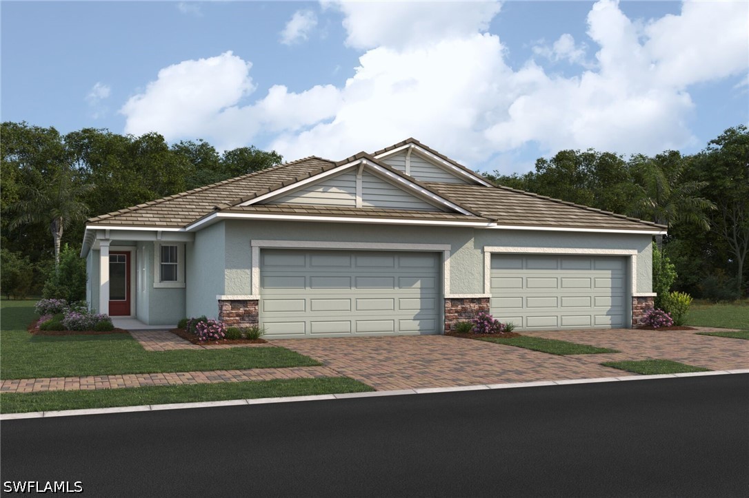 2 bed home in Fort Myers
