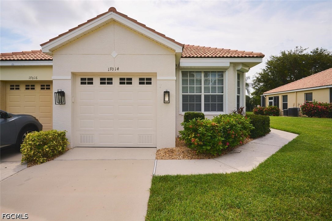 2 bed home in Fort Myers