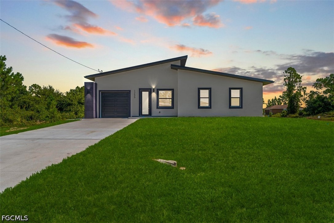 3 bed home in Lehigh Acres