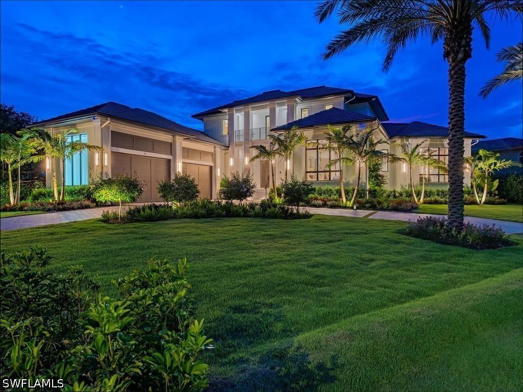 5 bed home in Naples