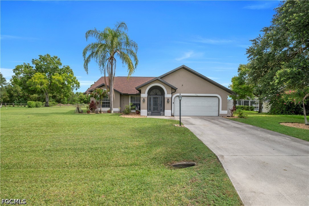 3 bed home in Lehigh Acres