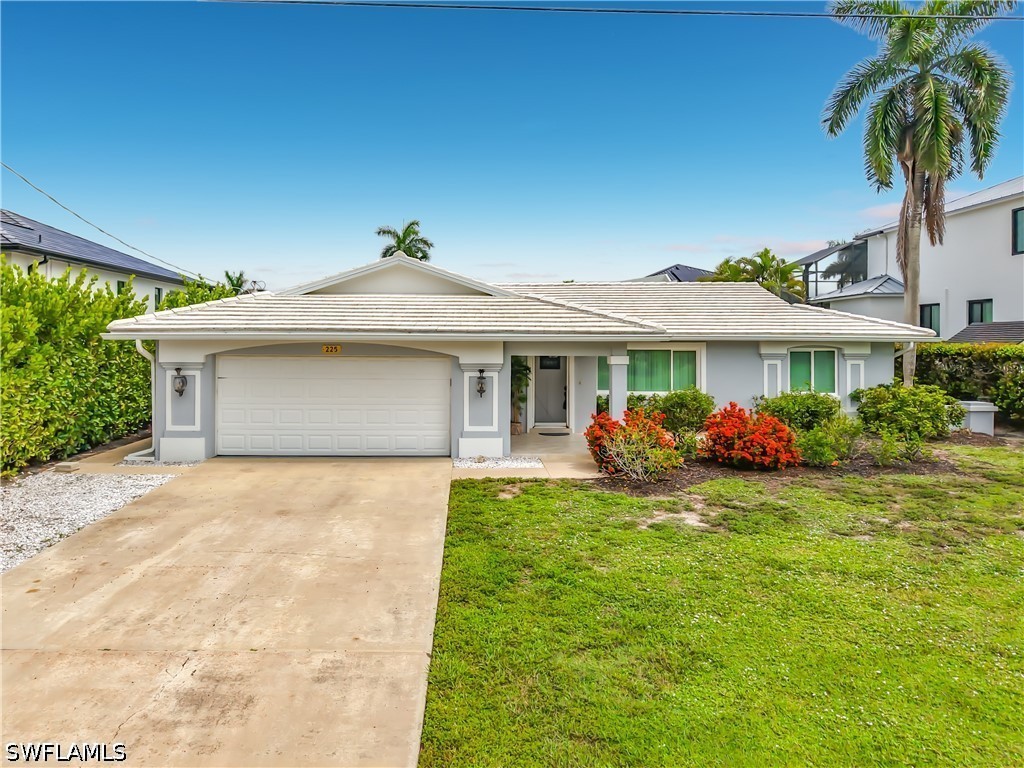 3 bed home in Bonita Springs