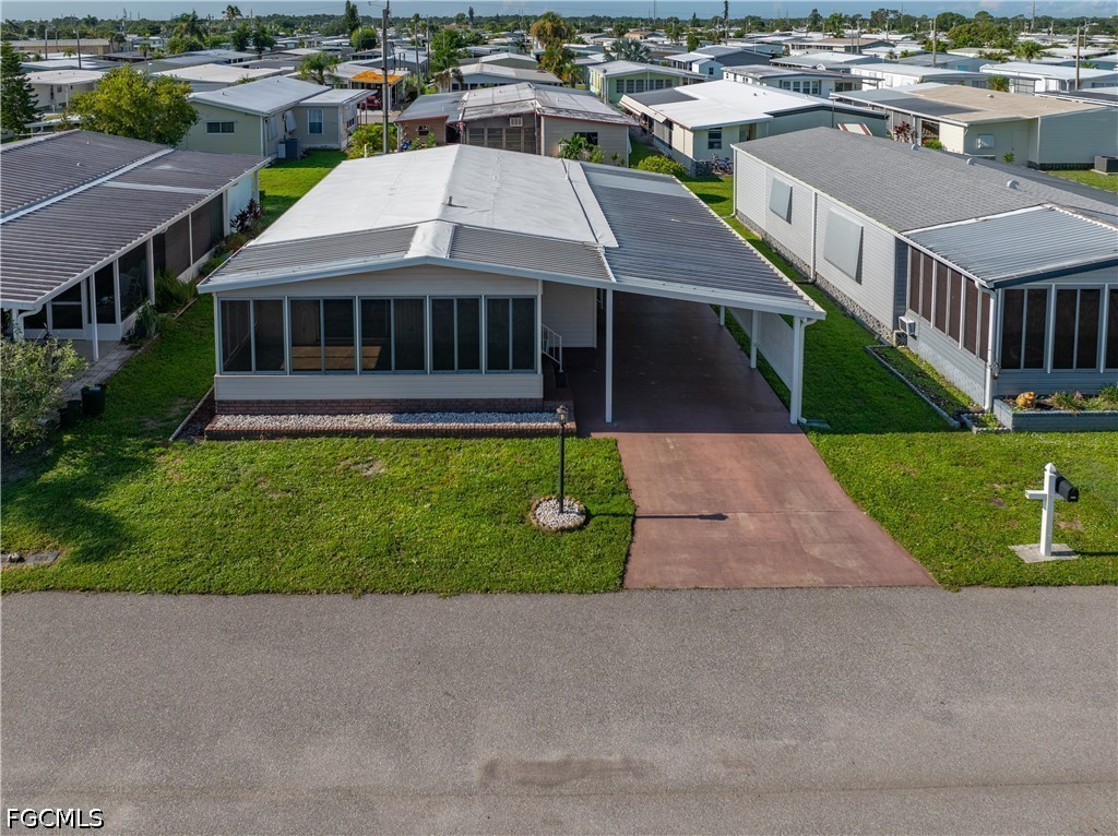 2 bed home in North Fort Myers