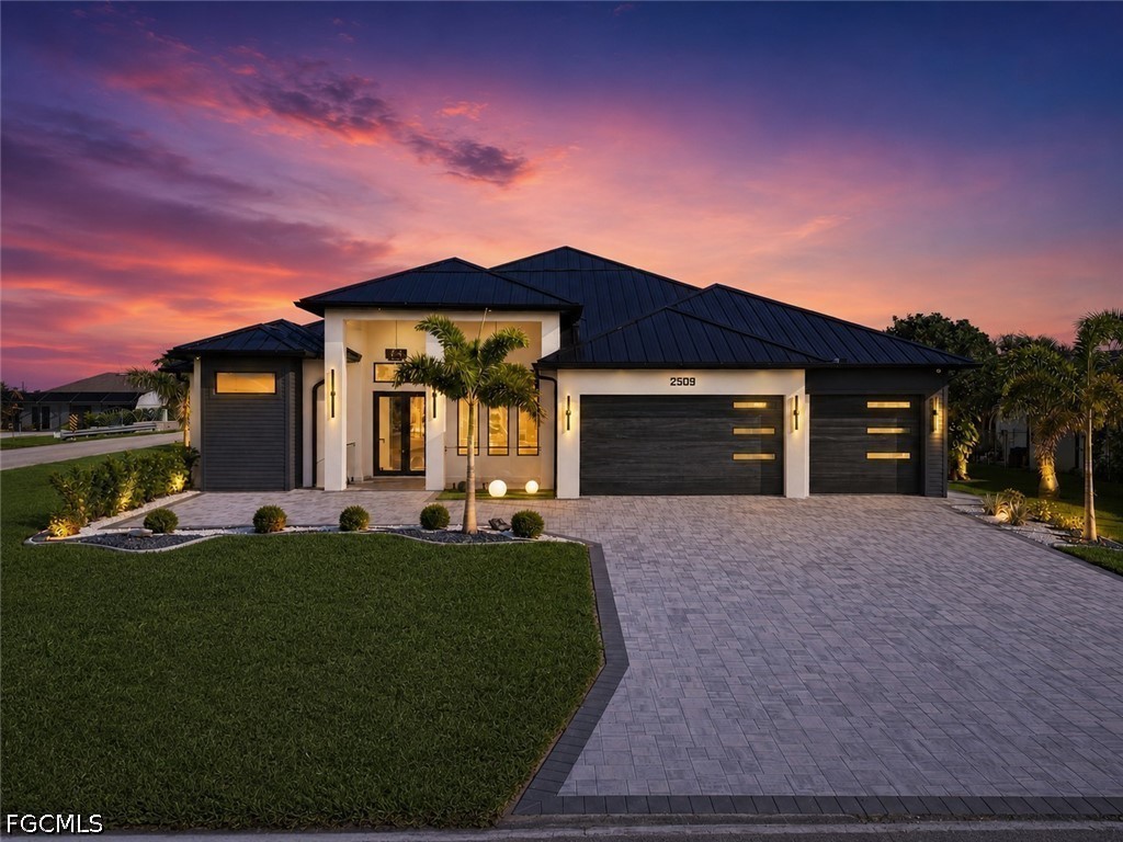4 bed home in Cape Coral