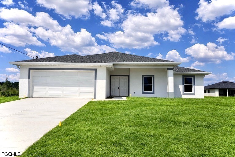 3 bed home in Lehigh Acres